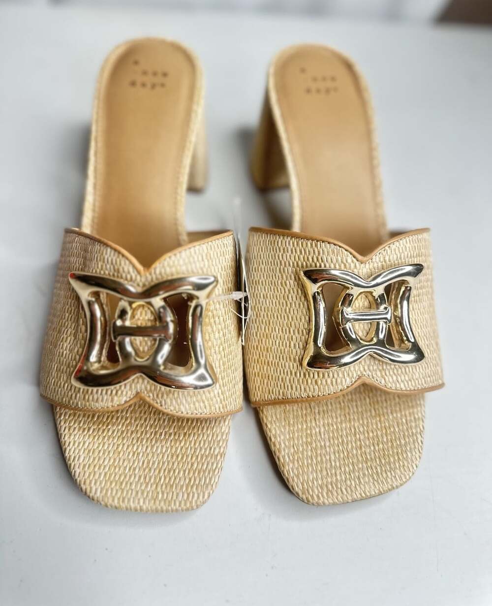Women's Arden Raffia Ornamented Block Heels Size 10 with Memory Foam Insole